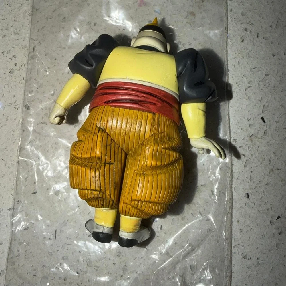 Dragon Ball Z - Android 19 action figure Yellow with black and red accents